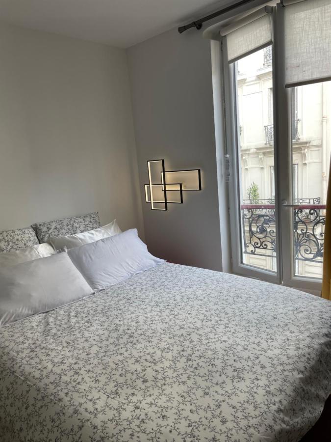 Montmartre Cosy Lägenhet Paris Exteriör bild